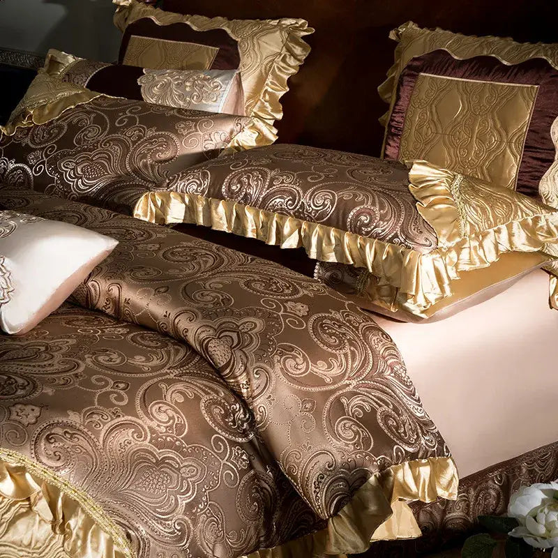 Luxurious gold & burgundy 200s embroidery egyptian cotton bedding set bedroom