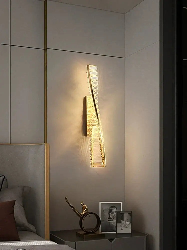 Luxury golden twisted crystal led wall sconce bedroom light