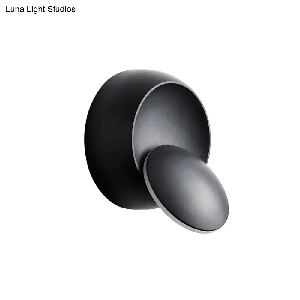Minimalist black & white circular led wall lamp for stairway