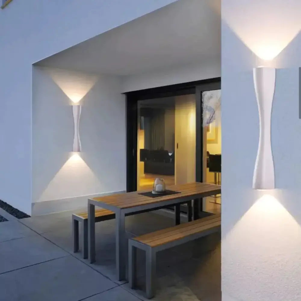 Modern black curved wall sconce outdoor waterproof porch light