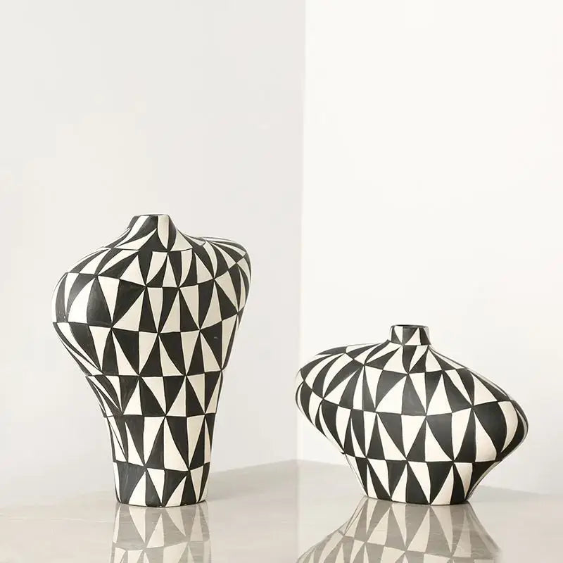 Modern black & white geometric diamond ceramic vase living room decor
