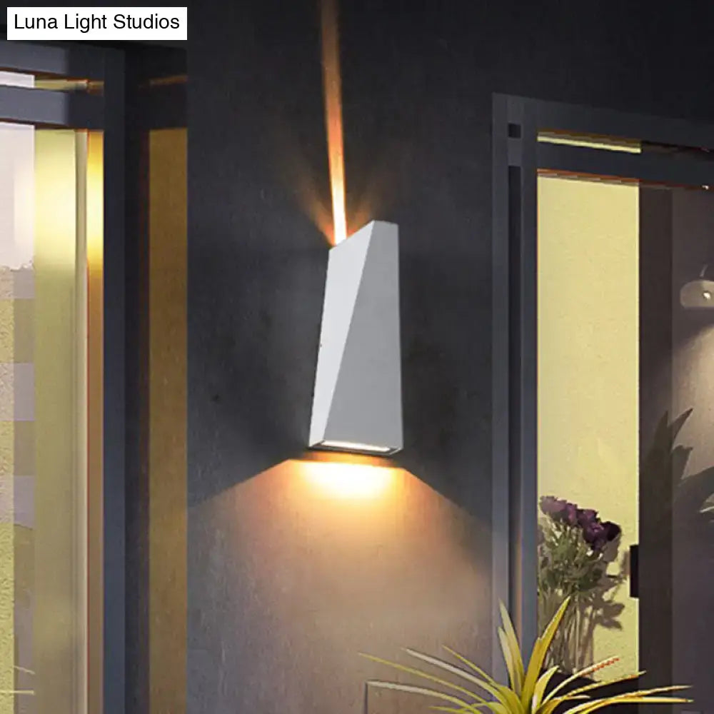 Modern black & white geometric wall sconce bedroom wall lamp