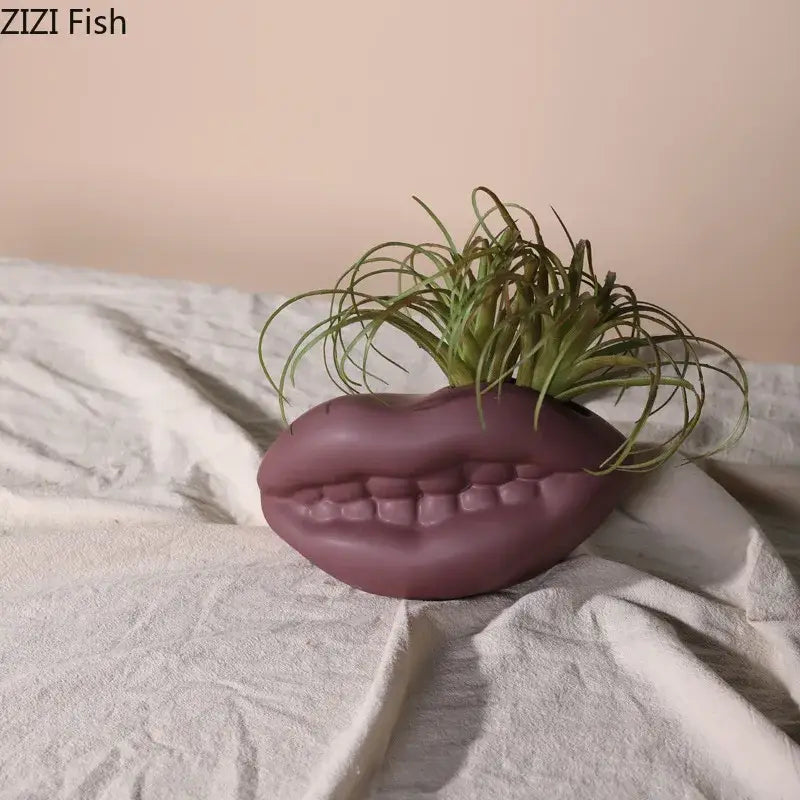 Modern coral ceramic vase decorbites ceramic living room face design
