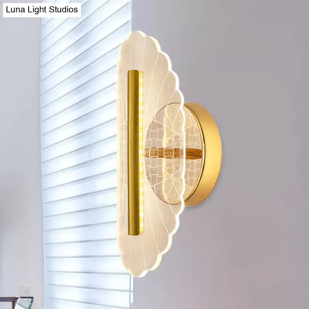 Modern geometric gold sconce light – living room grid pattern