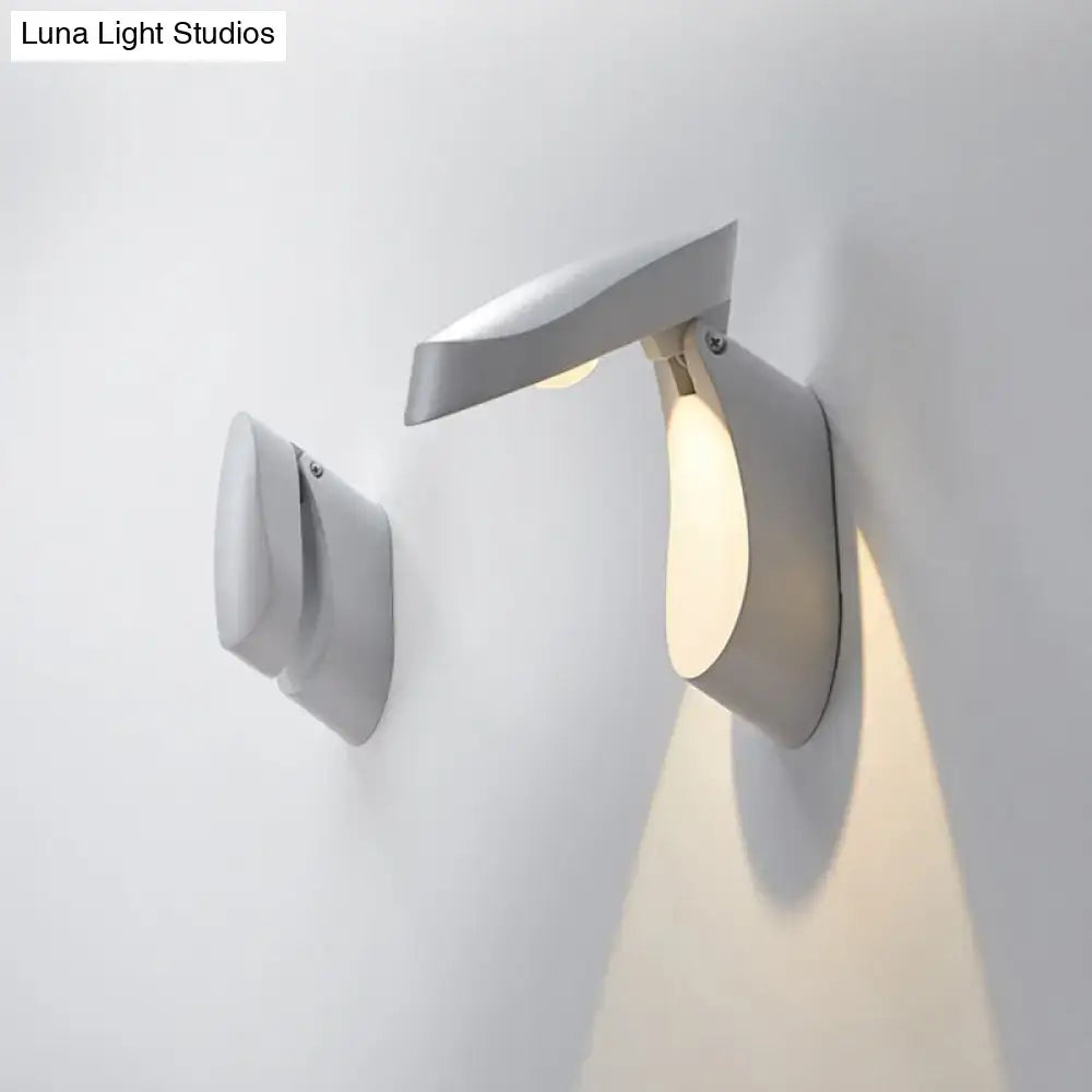 Modern gold metal wall light bedside fixture for bedroom