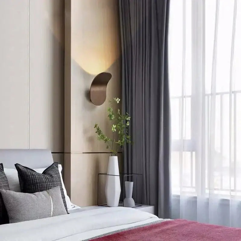 Modern minimalist curved metal led wall lamps for living room