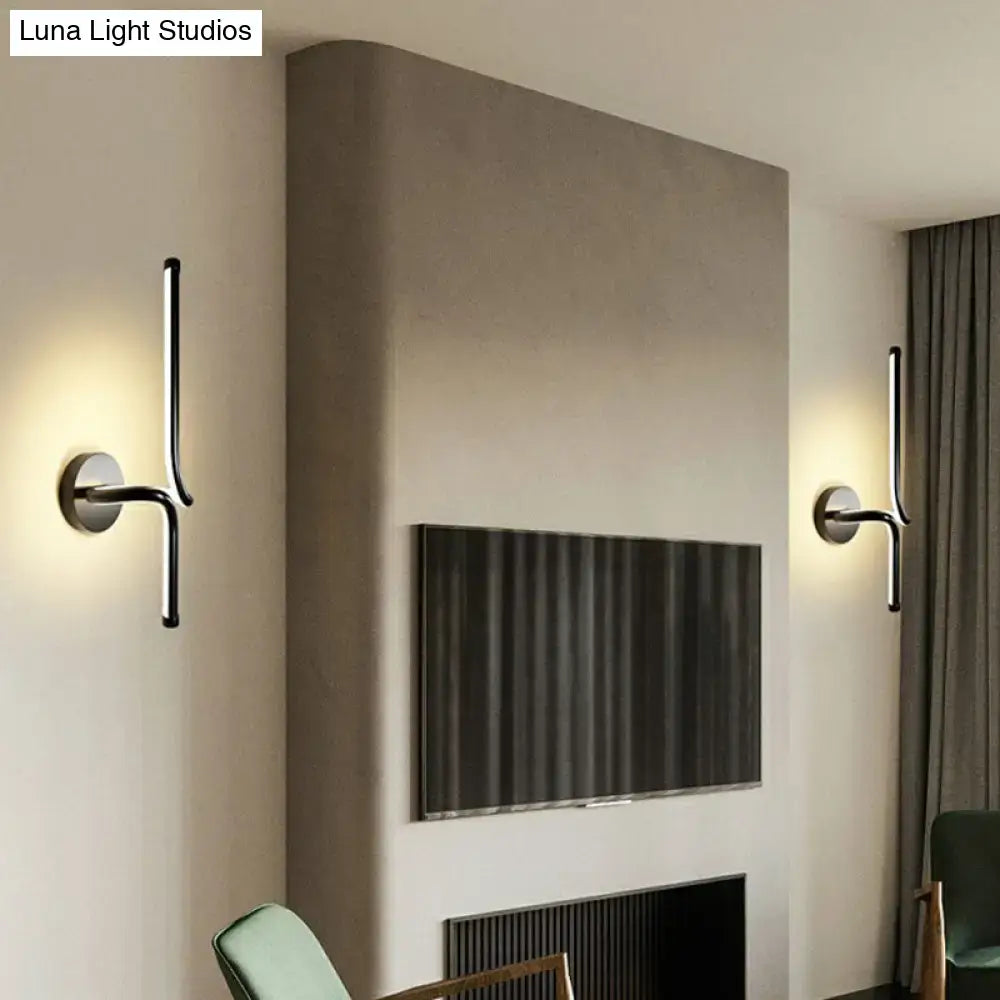 Modern minimalist metallic led wall sconce bedroom linear light