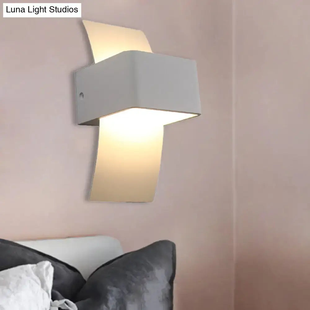 Modern sleek white wall sconce – bedroom warm led light