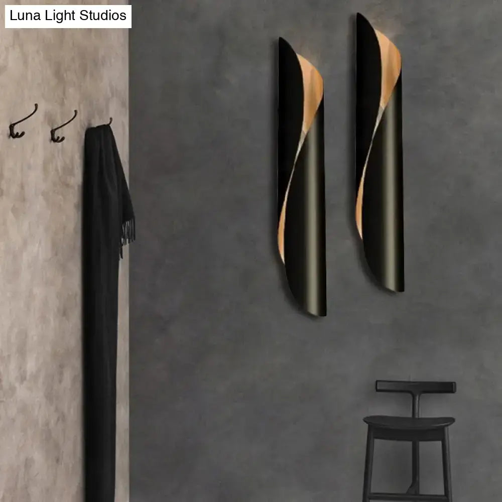 Modern twisted black & white wall lamp – bedroom 110v-120v sconce