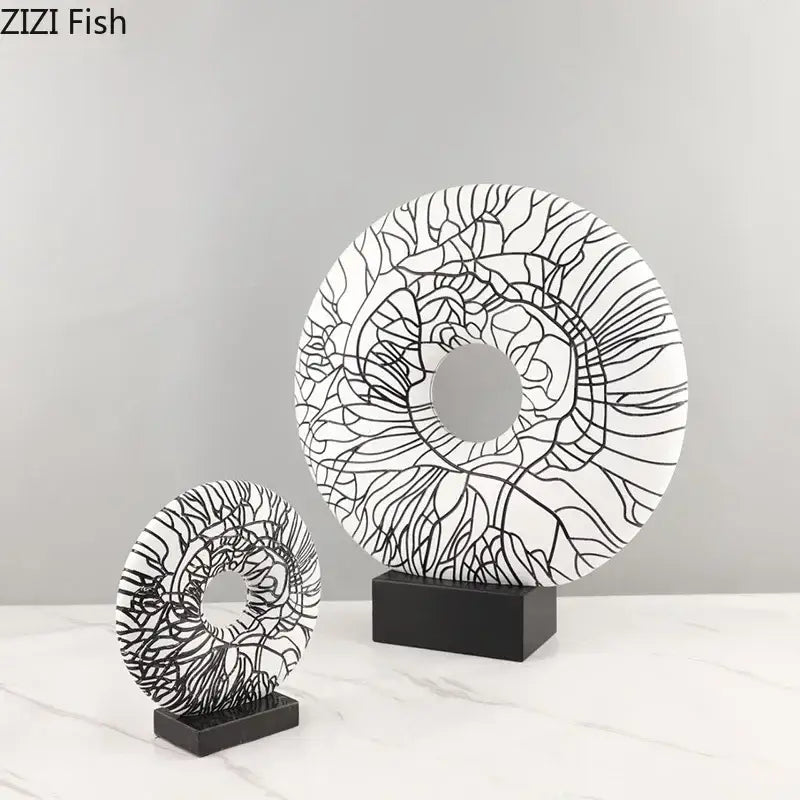Modern white and black floral decorbites circle ornament living room