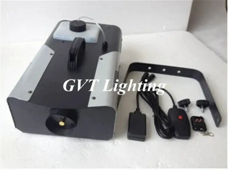Modern white & black 1500w smoke machine stage effect for party room
