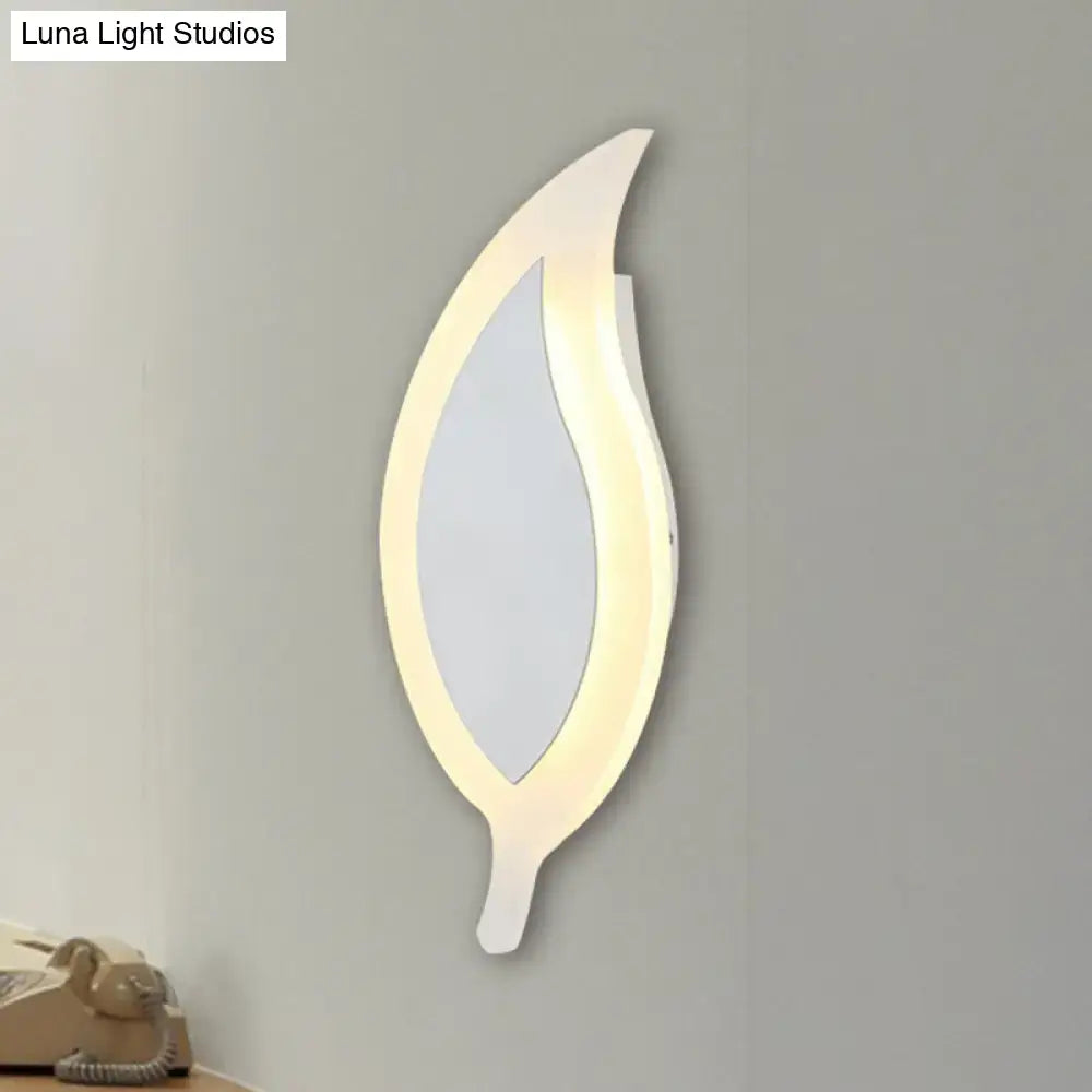 Modern white leaf wall lamp warm & white bedroom sconce