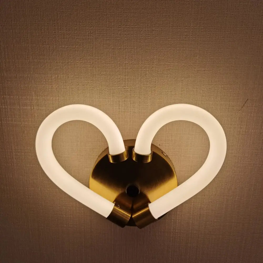 Modern white minimalist acrylic led wall lamp bedroom sconce