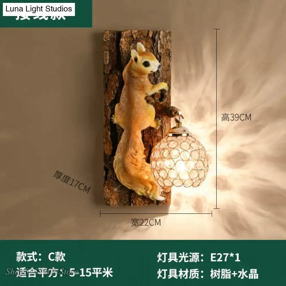 Nordic vintage style resin squirrel wall lamp bedroom light