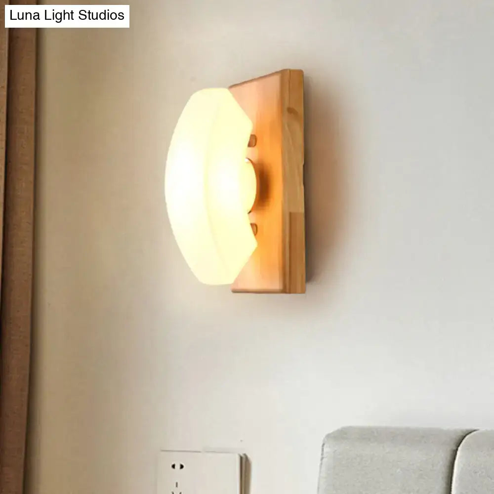 Nordic wood and frosted white glass wall light – bedroom sconce