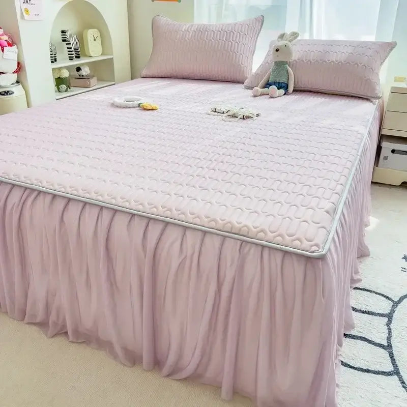 Quilted pink bed skirt set with silver trim bedroom bed pad