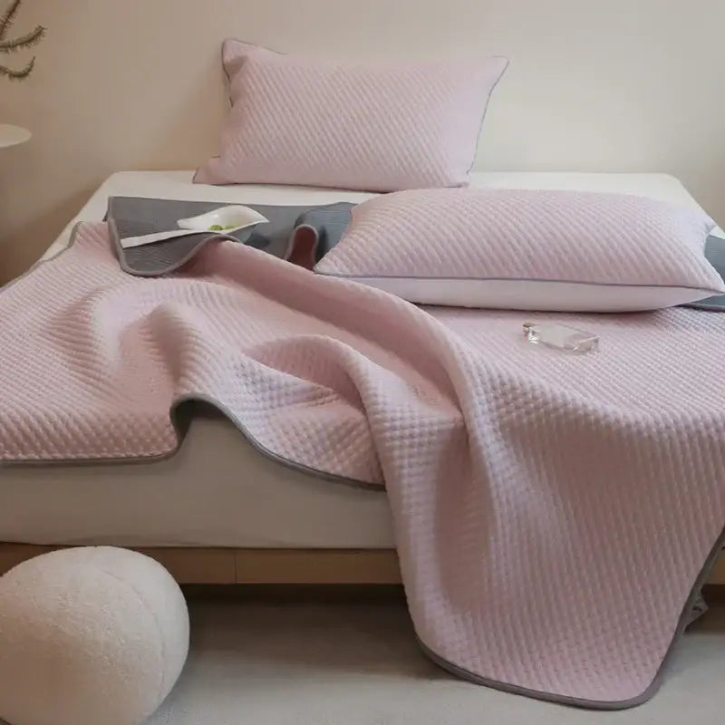 Quilted white & gray cooling mat pillowcase set bedroom decorbites ice bean