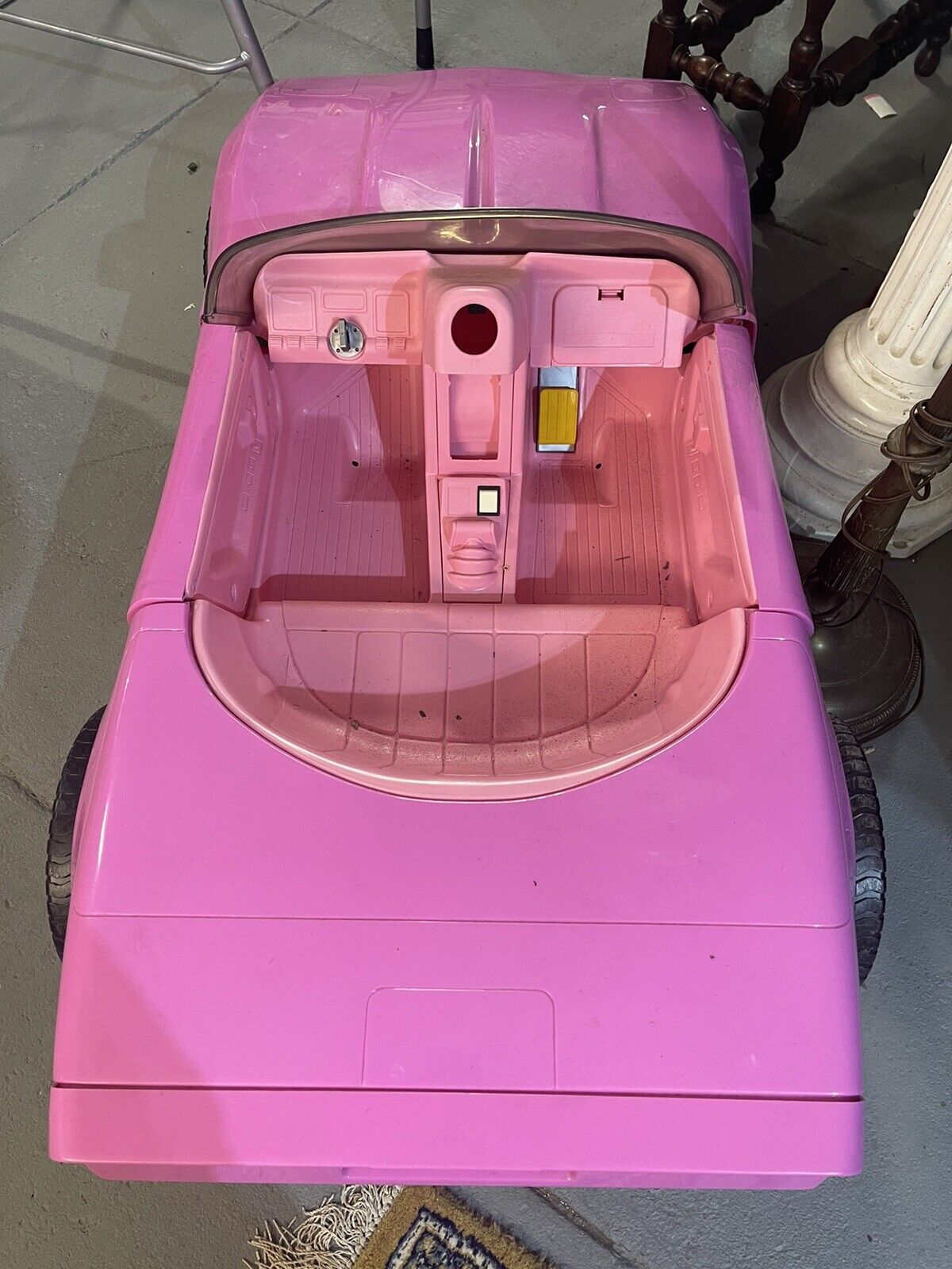 1988 BARBIE CORVETTE Classic Edition ~ Ride-On Toy Car #85350
