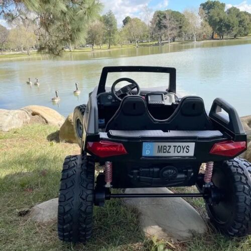 24V Clash Ride-On Giant Buggy Razor Big UTV Rubber Twin Seat ATV Can-Am Off-Road Vehicle