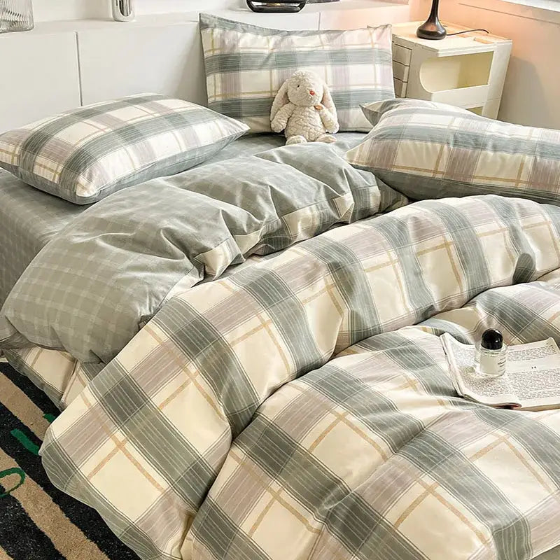 Sage green grid print cotton bedding set for bedroom