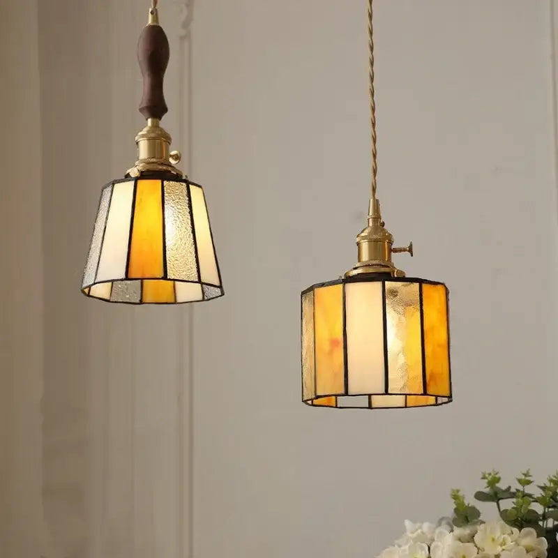 Vintage amber & cream stained glass pendant lamp dining room knob switch