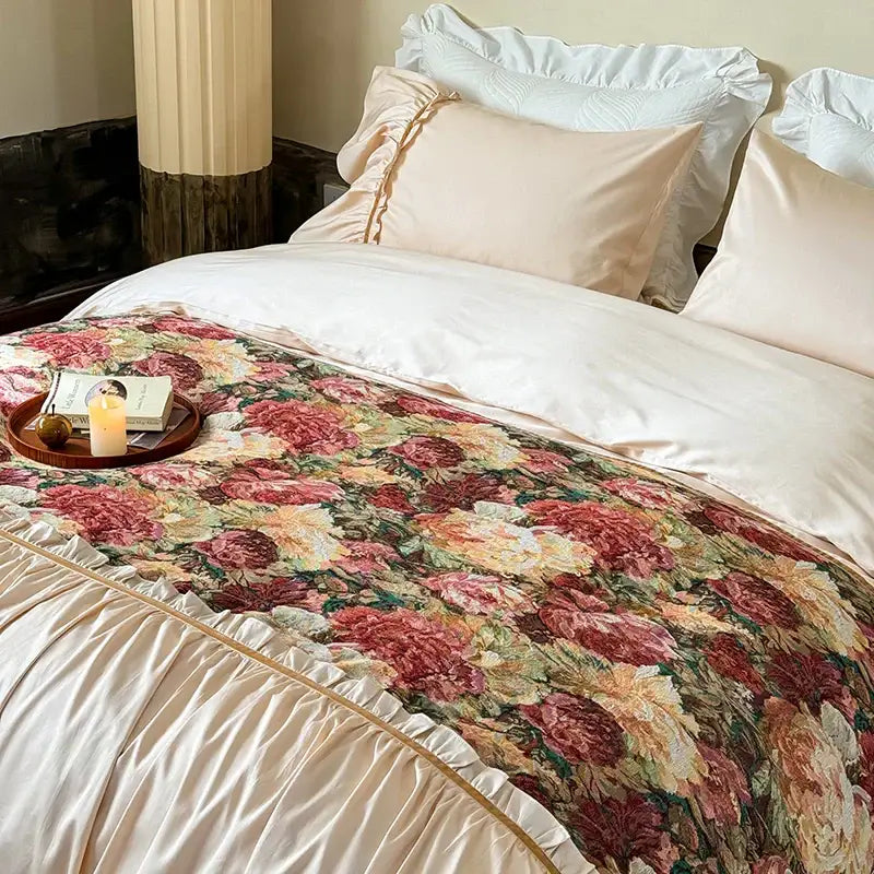 Vintage cream and gold 100s cotton bedding set bedroom ruffle skirt
