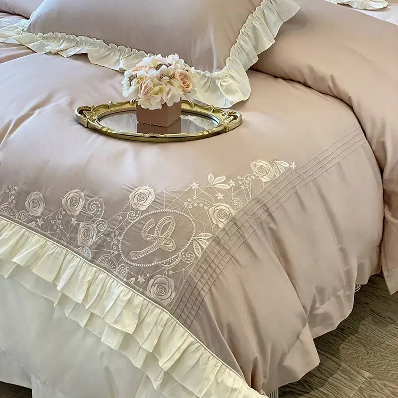 Vintage french beige & cream floral bedding set bedroom ruffles