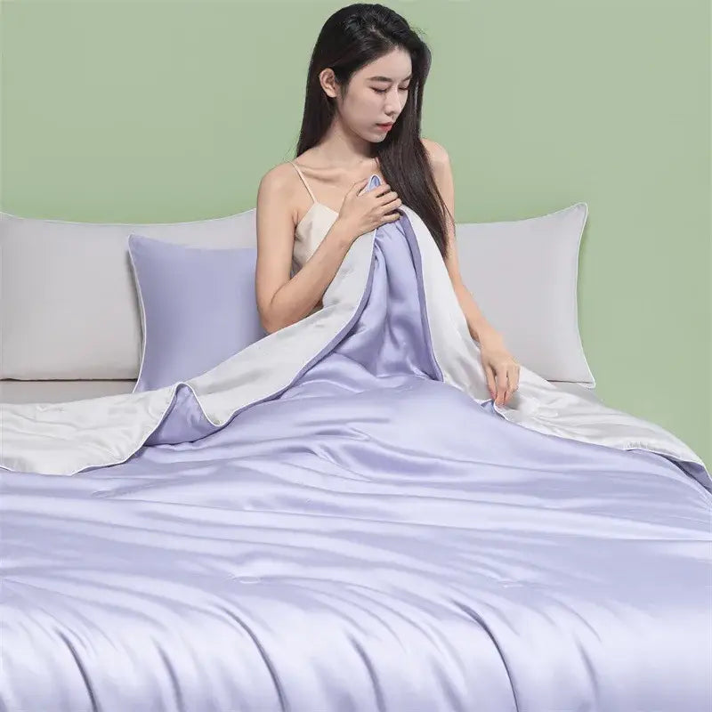 White & light blue decorbites cool feel summer quilt bedroom blanket