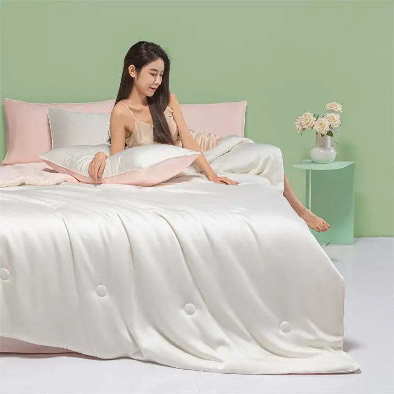 White & light blue decorbites cool feel summer quilt bedroom blanket